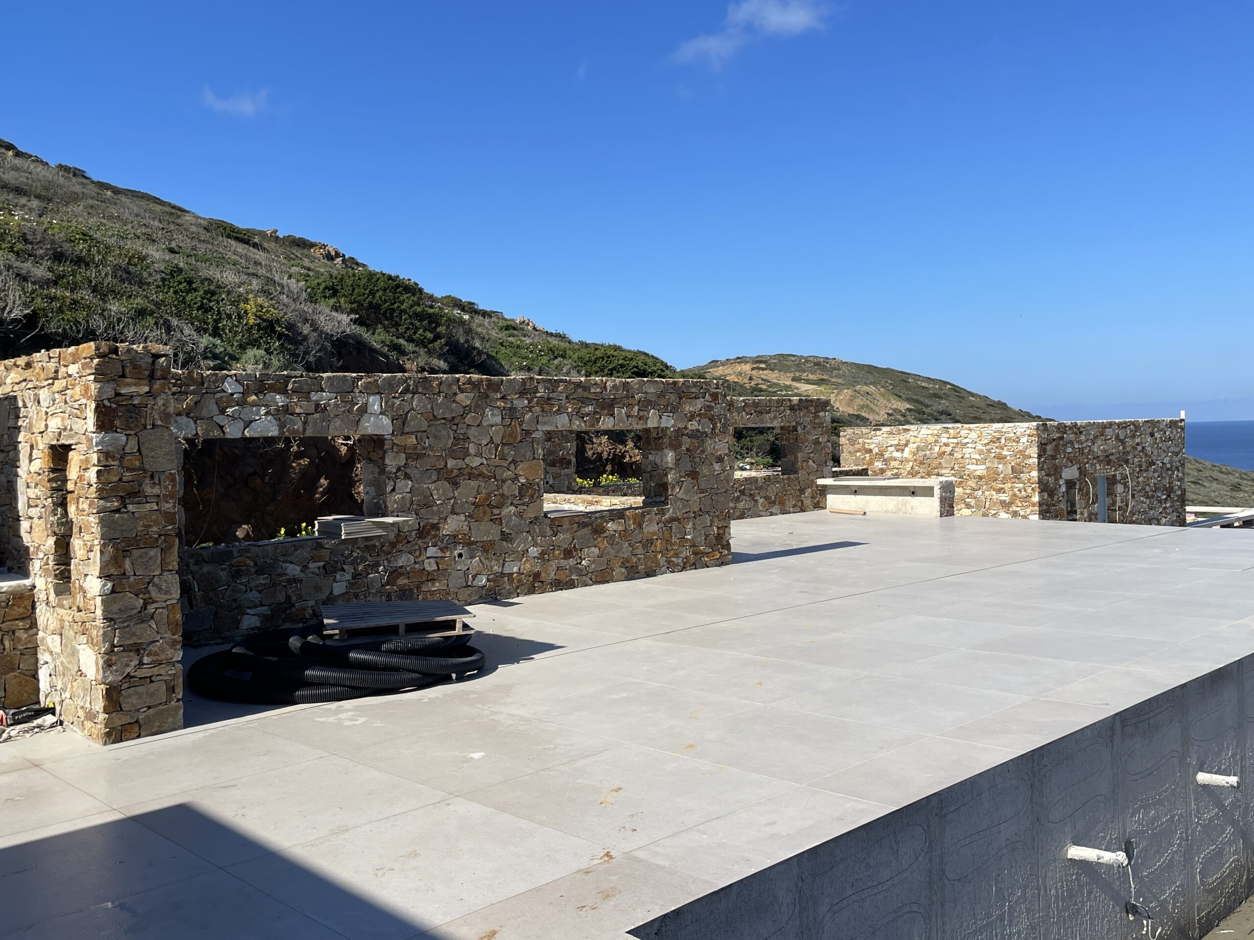 Spacious Outdoor Area